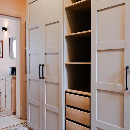 New In By People & Places Appartement